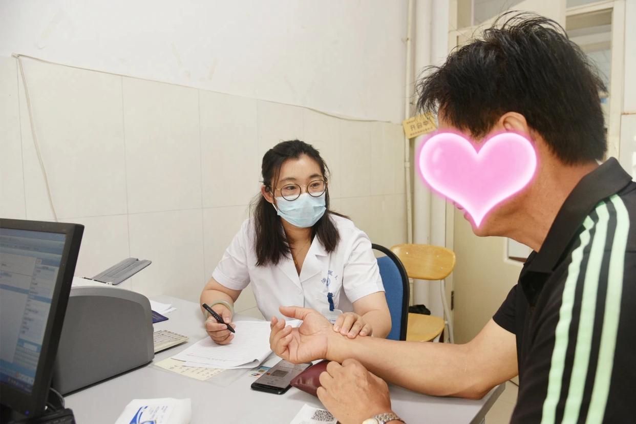 山东80后女中医回应能把“伤心脉”：也有“开心脉”，恋爱中的人脉象非常愉悦