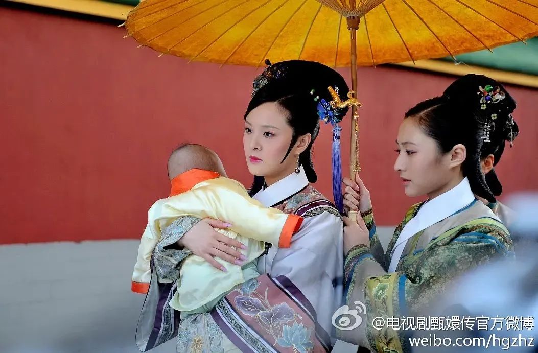 《甄嬛传》曹贵人扮演者被质疑卖假包，商家已清空店铺！刚刚陈思斯回应：已第一时间进行调查