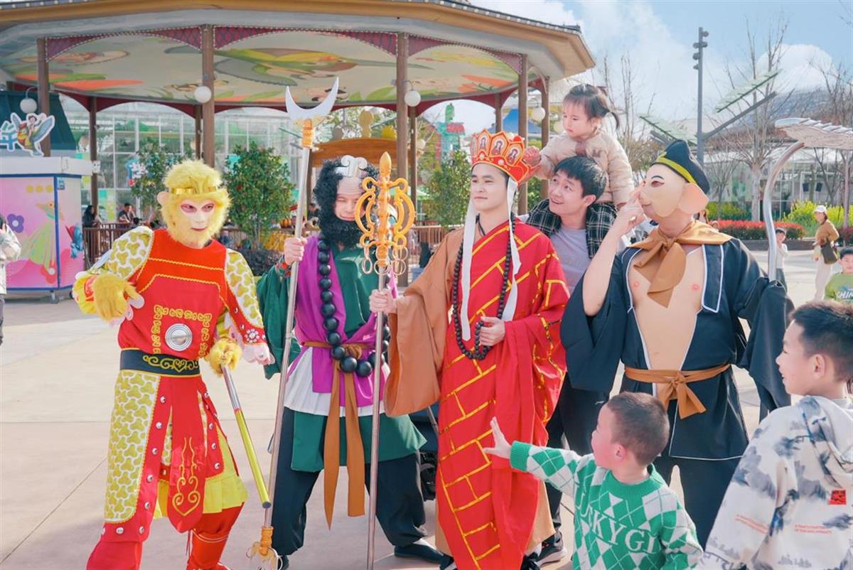“奇幻动物城”大巡游襄阳首秀，湖北襄阳奇幻谷推出优惠活动
