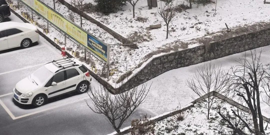 湖北正在下雪！“比冬天的雪还大”
