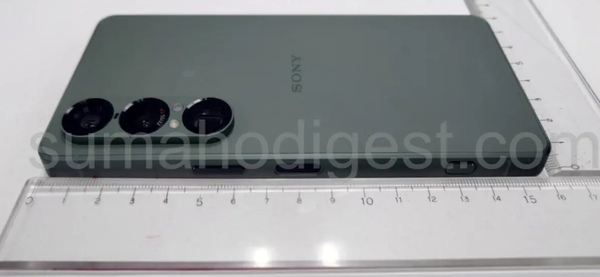 索尼Xperia 1 VII真机首曝：手机行业唯一清流设计