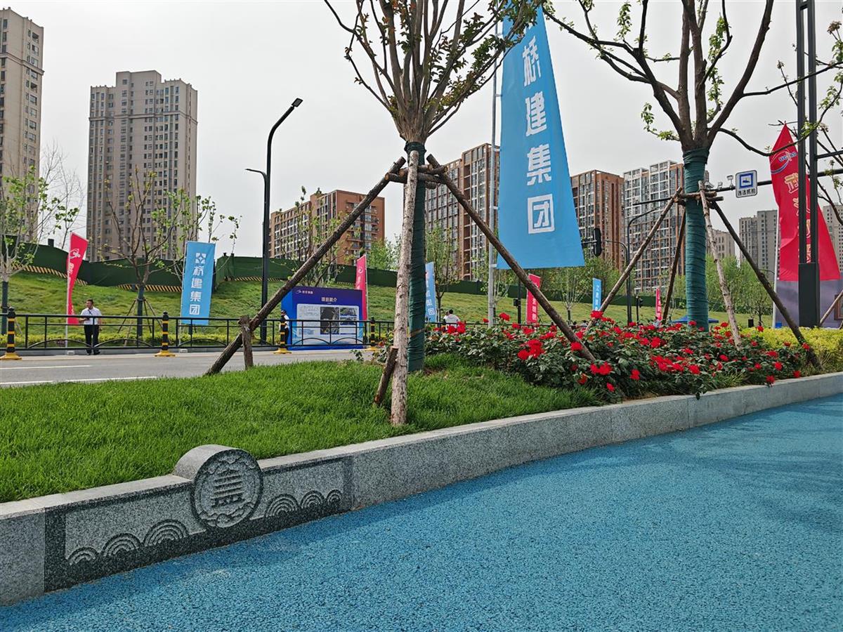 武汉白沙洲南北向将新增一条景观大道，长江右岸大道南段质量观摩会亮点纷呈