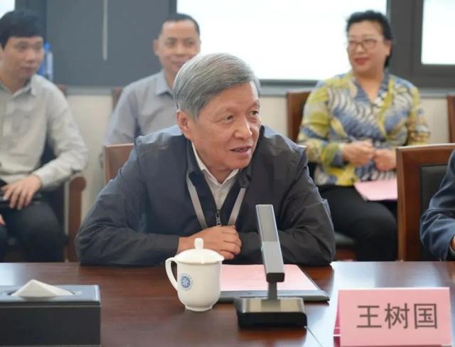 李开复加入福耀科技大学
