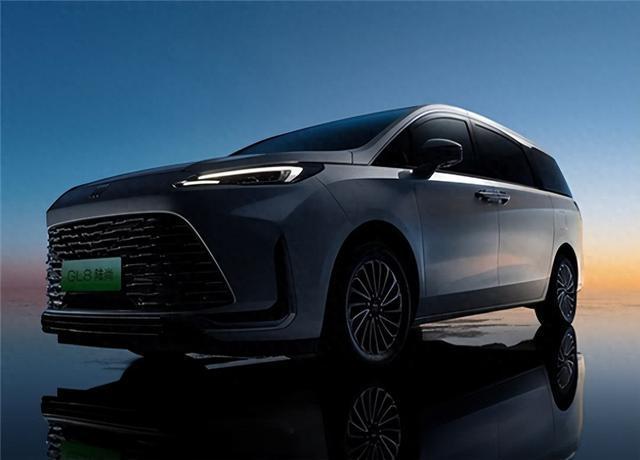 续航 1420km，亏电油耗 6.68L！别克 GL8 陆尚冲击新能源 MPV 赛道