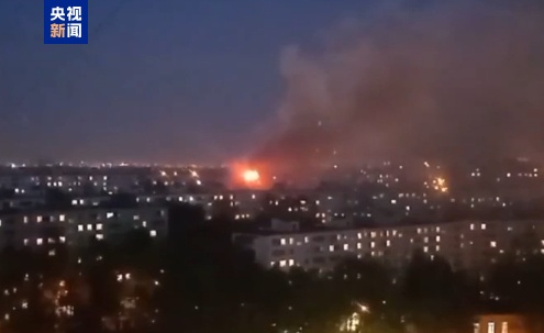 莫斯科一住宅楼发生爆炸引发火灾 致2死6伤