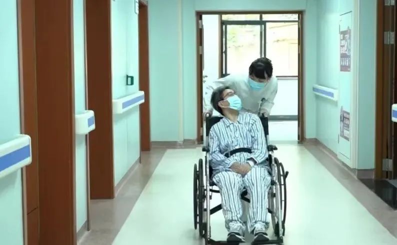 17年前被救的孩子们，如今闪闪发光！