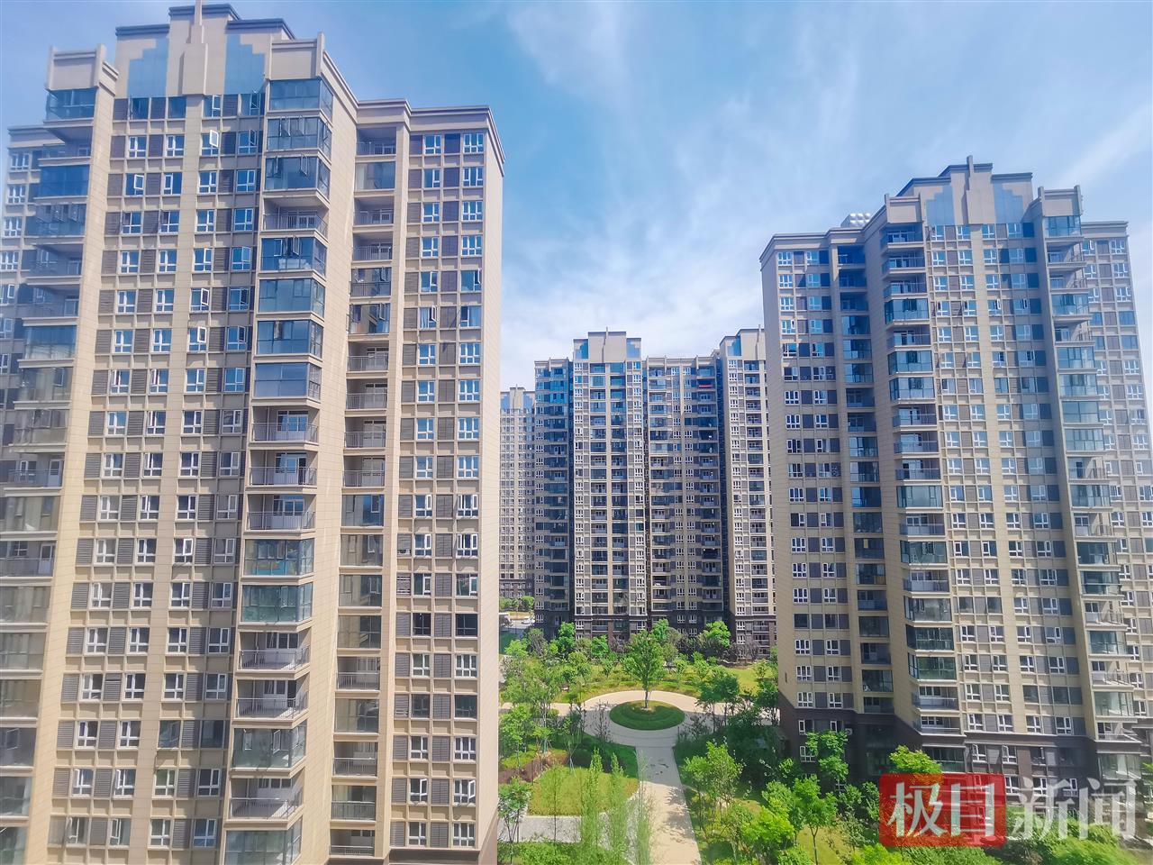 5月13日拍摄的枝江市董市镇金盆山安置小区四期一隅（极目新闻记者 黄志刚 摄）.jpg