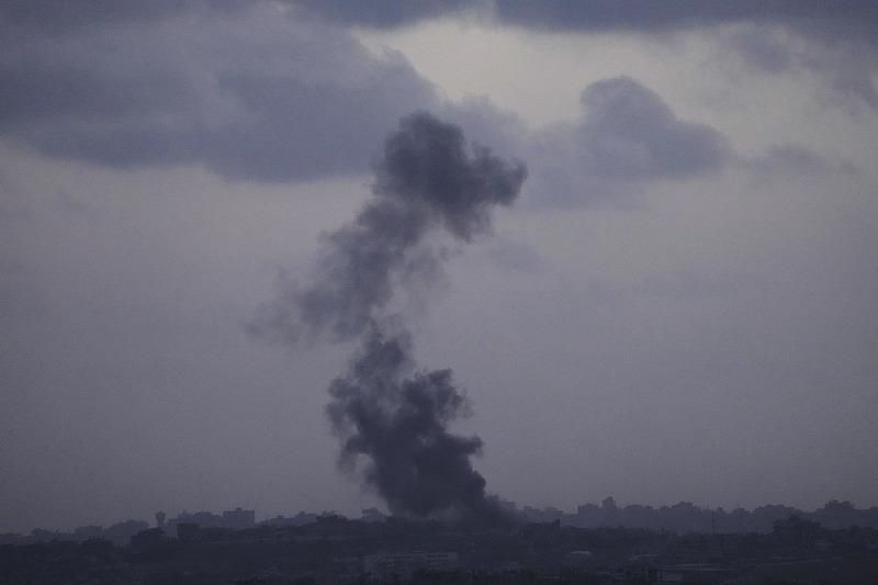 以军空袭加沙地带南部，已致23人死亡