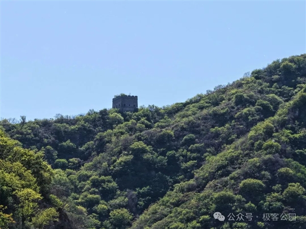 不装了！我就是旗舰本舰：大疆Mavic 4 Pro体验