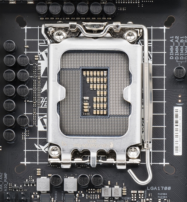 Intel下代酷睿Nova Lake换新接口！但尺寸不变、散热器兼容