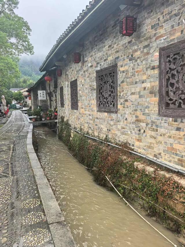 大美江湖·天下岳阳 | “天下第一村”张谷英村，装着26℃的夏天