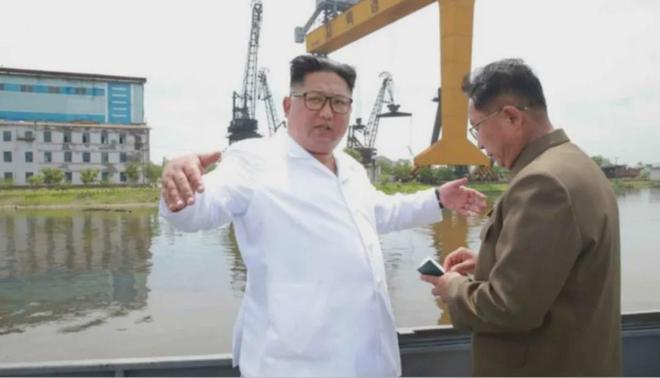 被金正恩严厉问责，这个“英雄造船厂”有何来头？