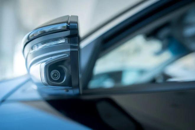 光学企业鏖战汽车赛道：卖产品容易，赚钱有难度