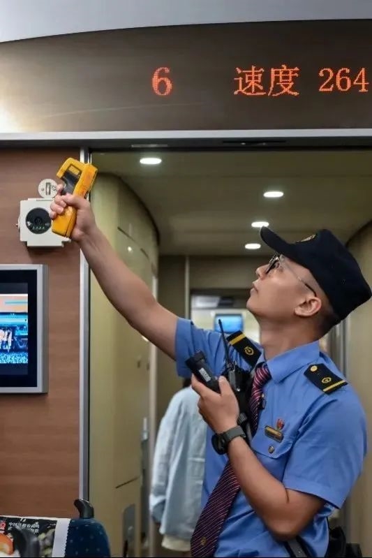 徐徐凉风何处来：揭秘高铁上的空调