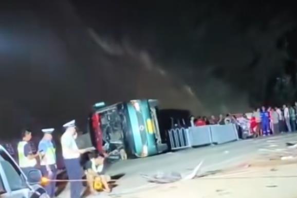 视频截图.png