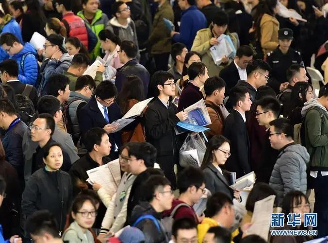 部分企业将招聘年龄放宽至45岁，“35岁门槛”有望打破吗？