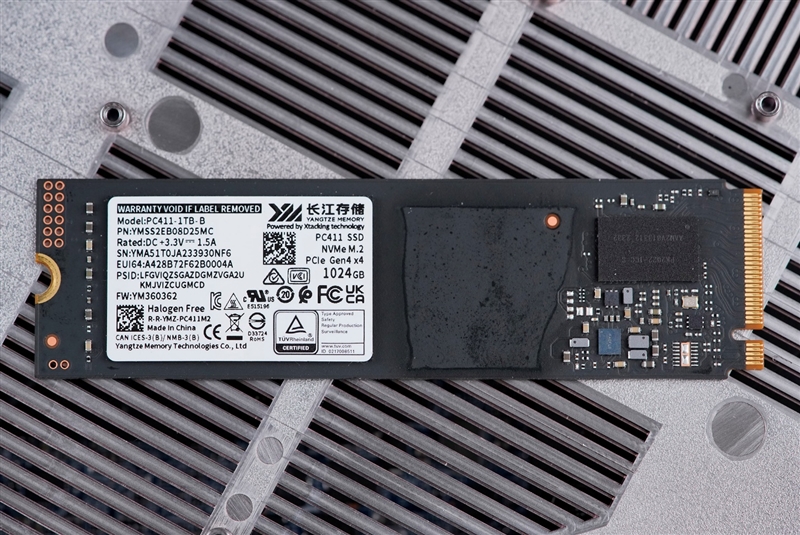 长江存储PC411 1TB SSD特殊体验：素质优秀无惧意外 始终可靠值得信赖