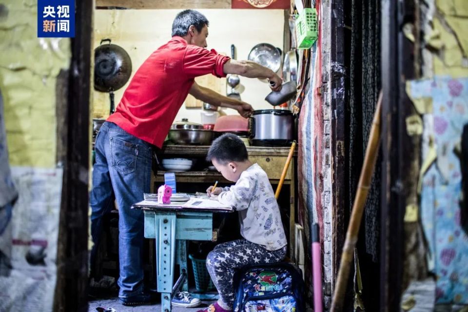 “棒棒”冉光辉的儿子，今天高考！