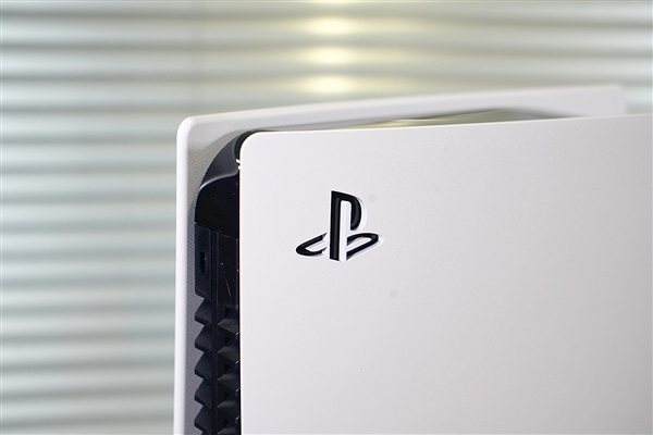 推出近5年 PS5线上活跃人数终于超过PS4！CEO谈PS6战略