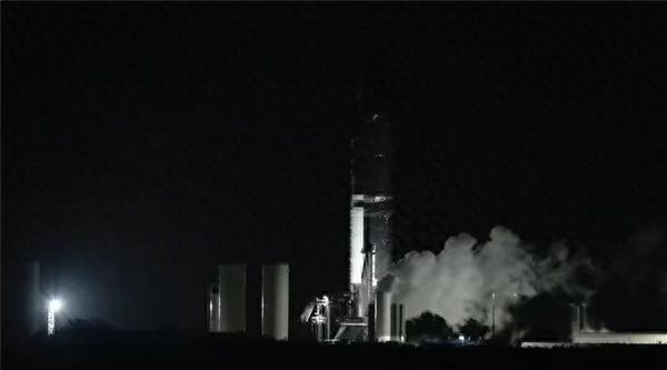 SpaceX 星舰36测试爆炸：蘑菇云腾起， 马斯克称“比烟花寂寞”