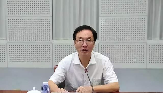 中央纪委又打一“虎”