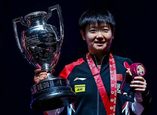 霸榜近3年！孙颖莎连续154周排名世界第一！