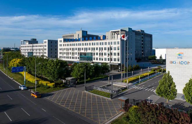 这座加速崛起的城市，藏不住了