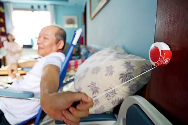 上亿老人家里存在致命风险，怎么破？