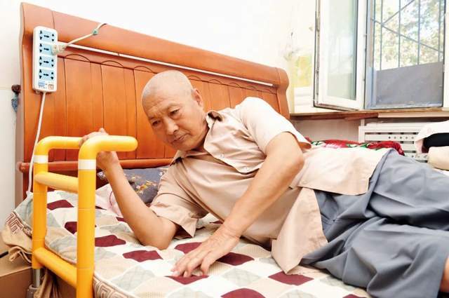 上亿老人家里存在致命风险，怎么破？
